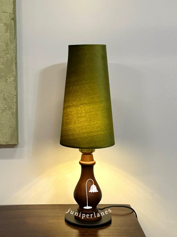 Noirwood Classic Wood Table Lamp
