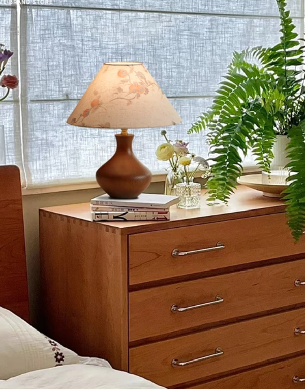 Maison Verre Classic Wood Table Lamp